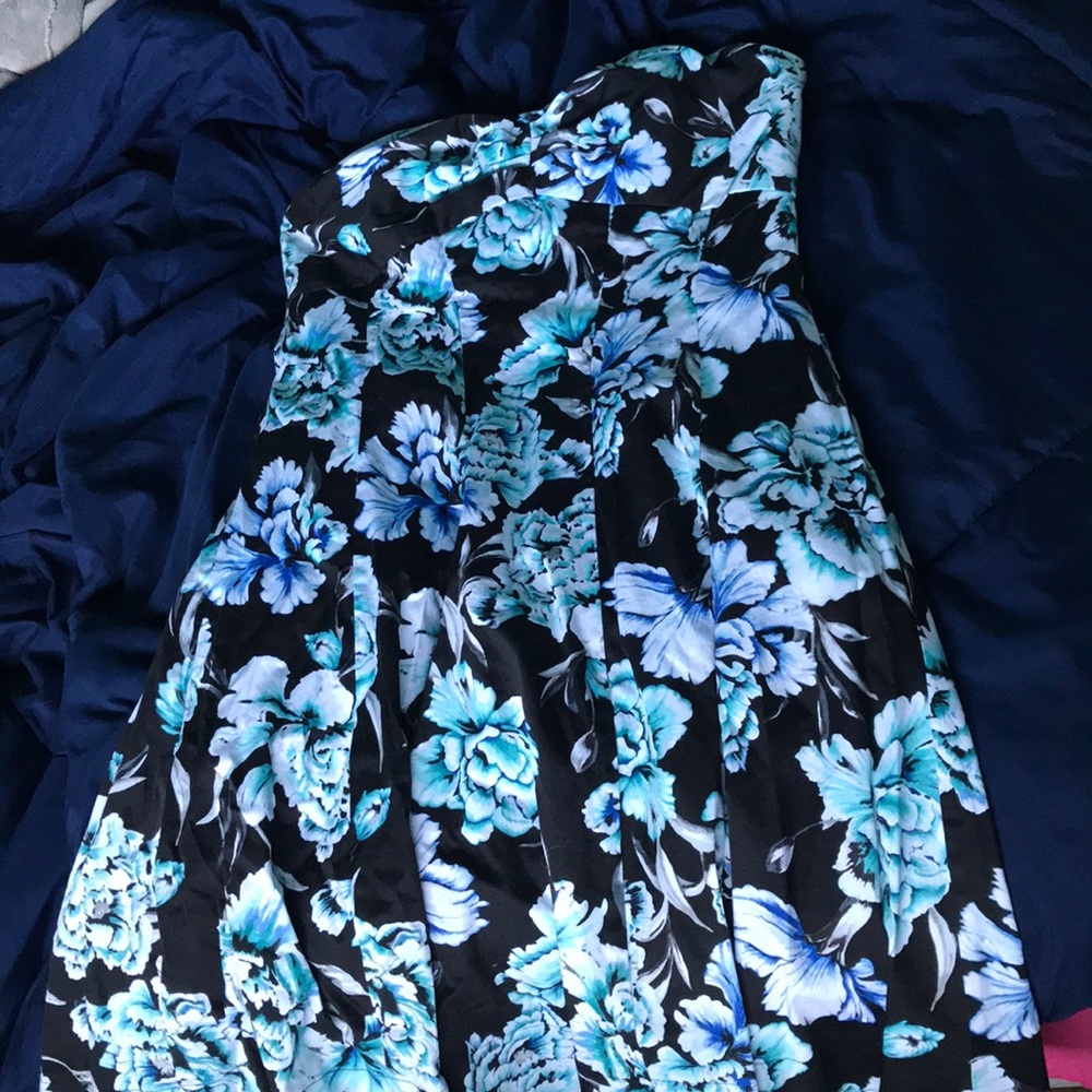 strapless dress